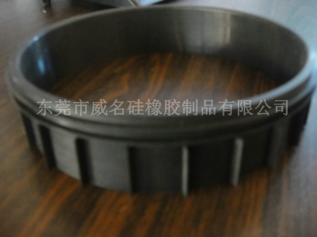 什么是導(dǎo)熱硅膠制品？